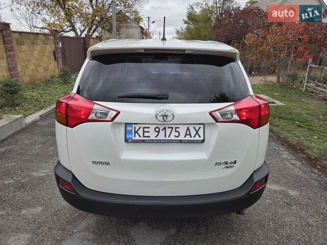 Белый Тойота РАВ 4, объемом двигателя 2 л и пробегом 52 тыс. км за 19999 $, фото 7 на Automoto.ua
