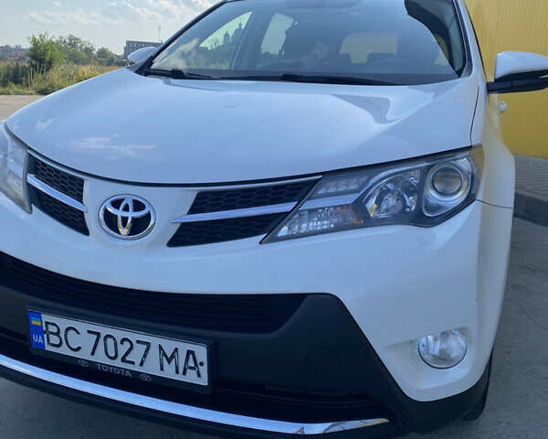 Білий Тойота РАВ 4, об'ємом двигуна 2.23 л та пробігом 158 тис. км за 15400 $, фото 18 на Automoto.ua