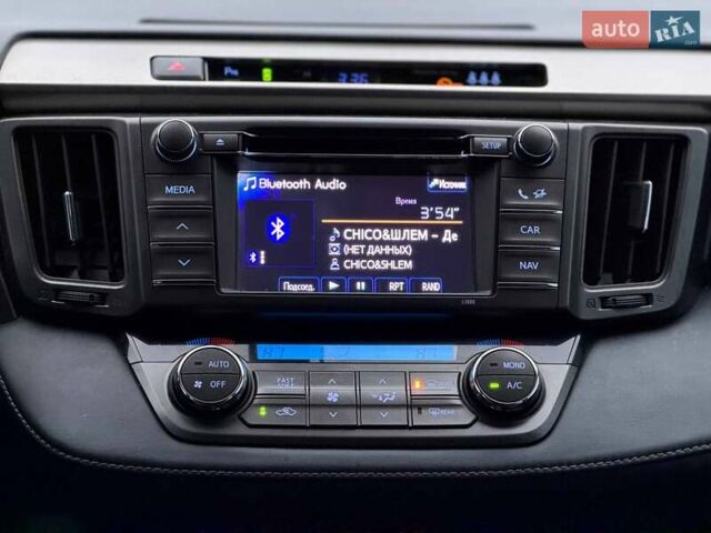 Білий Тойота РАВ 4, об'ємом двигуна 2.23 л та пробігом 209 тис. км за 14900 $, фото 43 на Automoto.ua