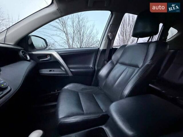 Білий Тойота РАВ 4, об'ємом двигуна 2.23 л та пробігом 209 тис. км за 14900 $, фото 56 на Automoto.ua