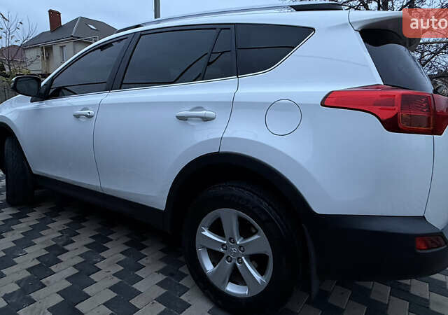 Белый Тойота РАВ 4, объемом двигателя 2.49 л и пробегом 252 тыс. км за 15500 $, фото 17 на Automoto.ua
