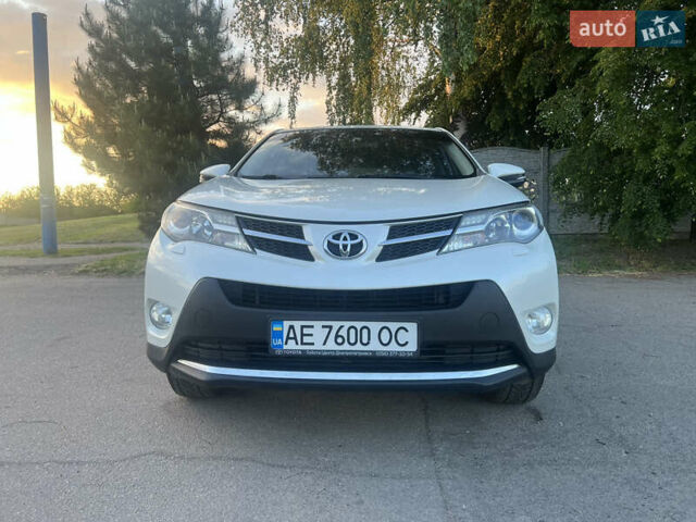 Белый Тойота РАВ 4, объемом двигателя 2.49 л и пробегом 178 тыс. км за 16600 $, фото 13 на Automoto.ua