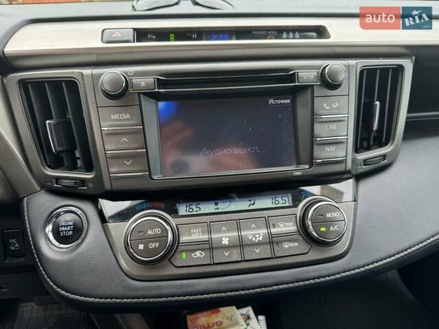 Белый Тойота РАВ 4, объемом двигателя 2.49 л и пробегом 98 тыс. км за 22500 $, фото 25 на Automoto.ua