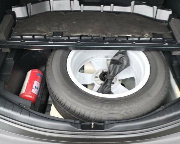 Белый Тойота РАВ 4, объемом двигателя 2.23 л и пробегом 309 тыс. км за 15300 $, фото 17 на Automoto.ua