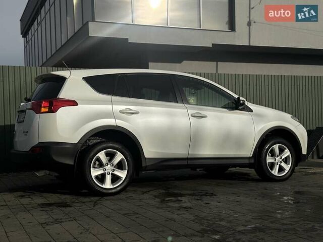 Белый Тойота РАВ 4, объемом двигателя 2.23 л и пробегом 182 тыс. км за 14500 $, фото 8 на Automoto.ua