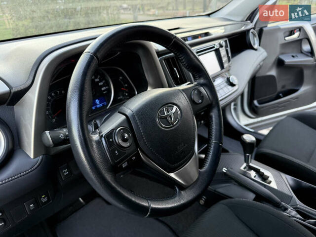 Белый Тойота РАВ 4, объемом двигателя 2 л и пробегом 98 тыс. км за 18200 $, фото 36 на Automoto.ua