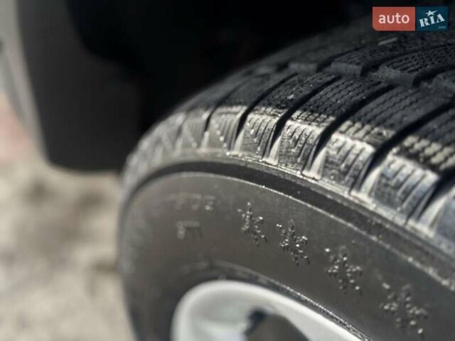 Белый Тойота РАВ 4, объемом двигателя 2.23 л и пробегом 182 тыс. км за 14500 $, фото 25 на Automoto.ua