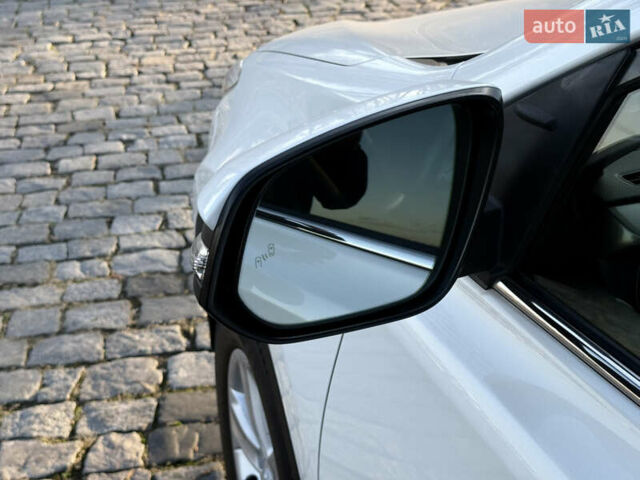 Белый Тойота РАВ 4, объемом двигателя 2 л и пробегом 98 тыс. км за 18200 $, фото 18 на Automoto.ua