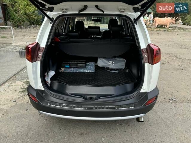 Белый Тойота РАВ 4, объемом двигателя 2.49 л и пробегом 98 тыс. км за 22500 $, фото 33 на Automoto.ua