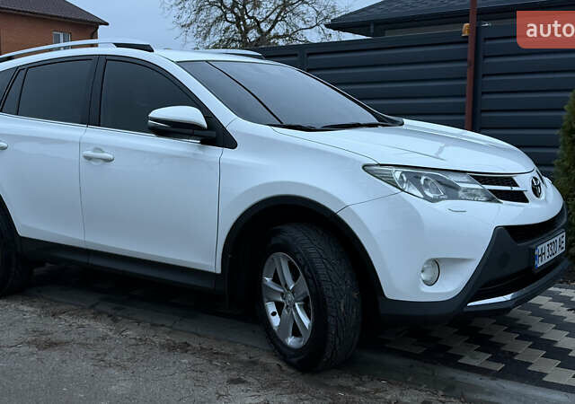 Белый Тойота РАВ 4, объемом двигателя 2.49 л и пробегом 252 тыс. км за 15500 $, фото 3 на Automoto.ua