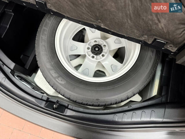 Белый Тойота РАВ 4, объемом двигателя 2.5 л и пробегом 79 тыс. км за 19200 $, фото 67 на Automoto.ua