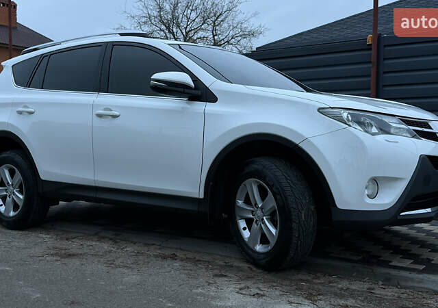Белый Тойота РАВ 4, объемом двигателя 2.49 л и пробегом 252 тыс. км за 15500 $, фото 6 на Automoto.ua