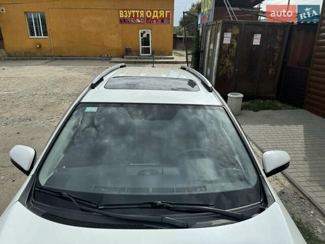 Белый Тойота РАВ 4, объемом двигателя 2.49 л и пробегом 98 тыс. км за 22500 $, фото 17 на Automoto.ua