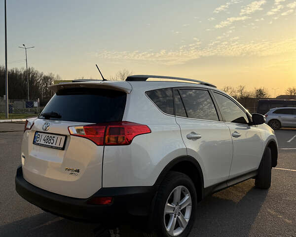 Белый Тойота РАВ 4, объемом двигателя 2.23 л и пробегом 193 тыс. км за 16750 $, фото 5 на Automoto.ua