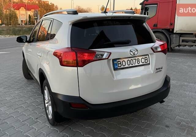 Тойота РАВ 4 2013 в Тернополе на Automoto.ua Белый Тойота РАВ 4, объемом двигателя 2.49 л и пробегом 169 тыс. км за 15999 $, фото 6 на Automoto.ua