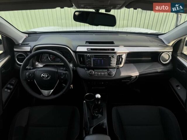 Белый Тойота РАВ 4, объемом двигателя 2.23 л и пробегом 182 тыс. км за 14500 $, фото 51 на Automoto.ua