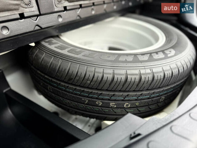 Белый Тойота РАВ 4, объемом двигателя 2.5 л и пробегом 79 тыс. км за 19200 $, фото 68 на Automoto.ua