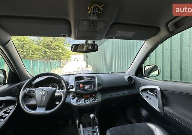 Білий Тойота РАВ 4, об'ємом двигуна 2.23 л та пробігом 199 тис. км за 14300 $, фото 13 на Automoto.ua