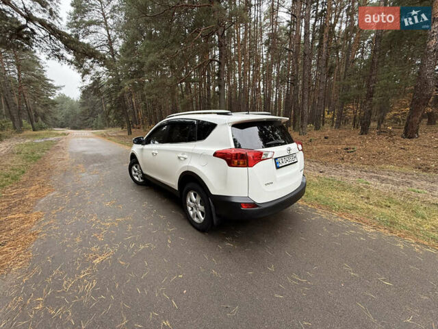 Тойота РАВ 4 2013 у Києві на Automoto.ua Білий Тойота РАВ 4, об'ємом двигуна 2 л та пробігом 192 тис. км за 16800 $, фото 52 на Automoto.ua