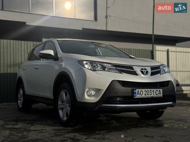 Белый Тойота РАВ 4, объемом двигателя 2.23 л и пробегом 182 тыс. км за 14500 $, фото 13 на Automoto.ua
