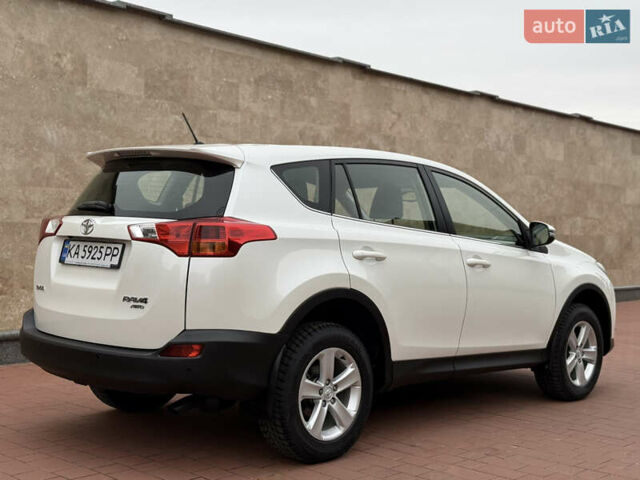 Белый Тойота РАВ 4, объемом двигателя 2.5 л и пробегом 79 тыс. км за 19200 $, фото 23 на Automoto.ua