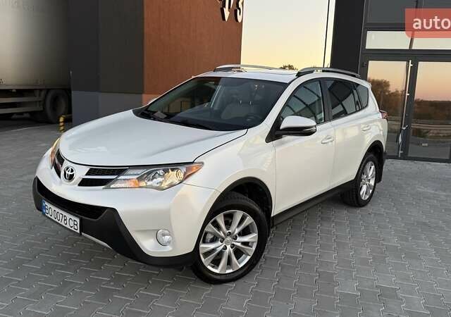 Тойота РАВ 4 2013 в Тернополе на Automoto.ua Белый Тойота РАВ 4, объемом двигателя 2.49 л и пробегом 169 тыс. км за 15999 $, фото 2 на Automoto.ua