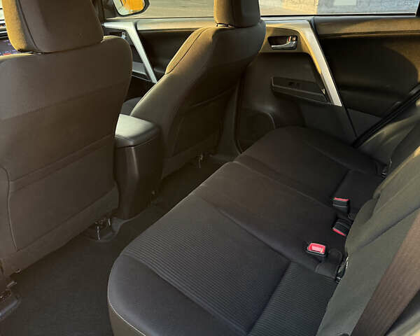 Белый Тойота РАВ 4, объемом двигателя 2.23 л и пробегом 193 тыс. км за 16750 $, фото 19 на Automoto.ua