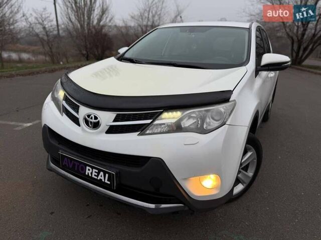Білий Тойота РАВ 4, об'ємом двигуна 2.23 л та пробігом 209 тис. км за 14900 $, фото 12 на Automoto.ua