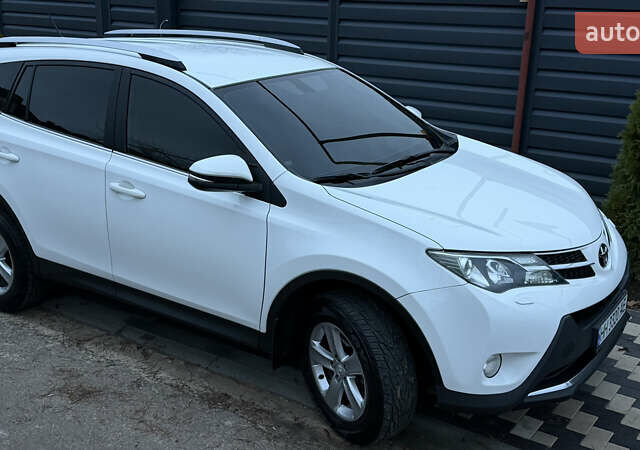 Белый Тойота РАВ 4, объемом двигателя 2.49 л и пробегом 252 тыс. км за 15500 $, фото 5 на Automoto.ua