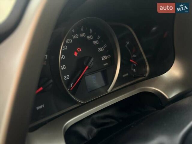 Белый Тойота РАВ 4, объемом двигателя 2.23 л и пробегом 182 тыс. км за 14500 $, фото 32 на Automoto.ua