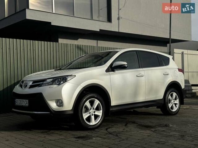Белый Тойота РАВ 4, объемом двигателя 2.23 л и пробегом 182 тыс. км за 14500 $, фото 5 на Automoto.ua