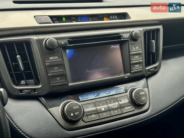 Белый Тойота РАВ 4, объемом двигателя 2.23 л и пробегом 194 тыс. км за 15999 $, фото 22 на Automoto.ua