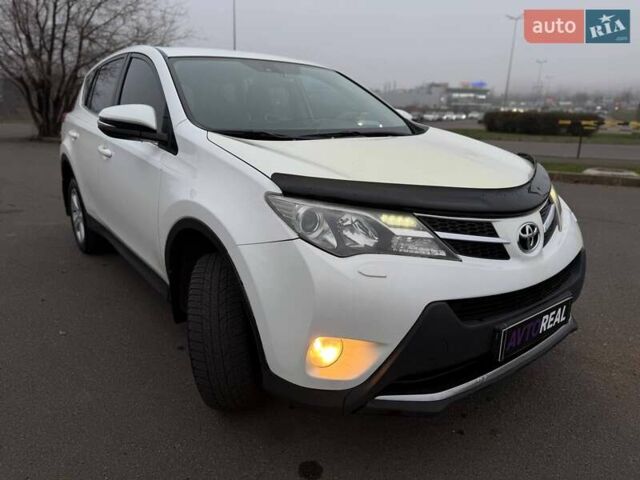 Білий Тойота РАВ 4, об'ємом двигуна 2.23 л та пробігом 209 тис. км за 14900 $, фото 15 на Automoto.ua