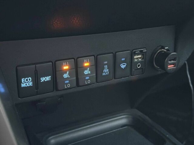 Белый Тойота РАВ 4, объемом двигателя 2.2 л и пробегом 209 тыс. км за 14900 $, фото 17 на Automoto.ua