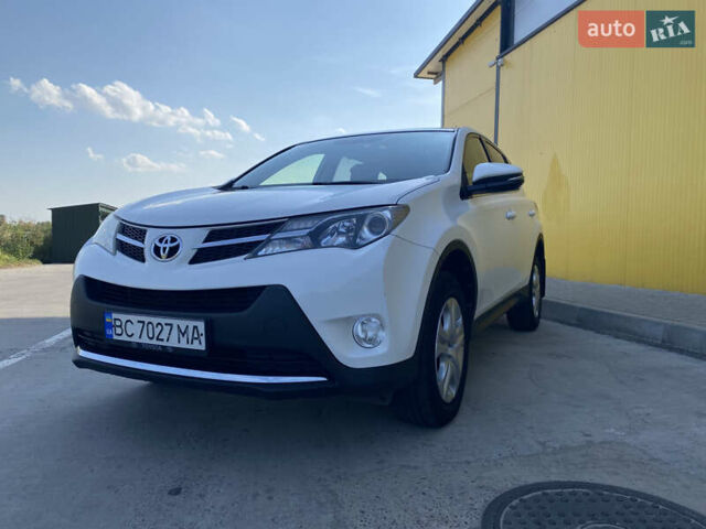 Білий Тойота РАВ 4, об'ємом двигуна 2.23 л та пробігом 158 тис. км за 15400 $, фото 5 на Automoto.ua