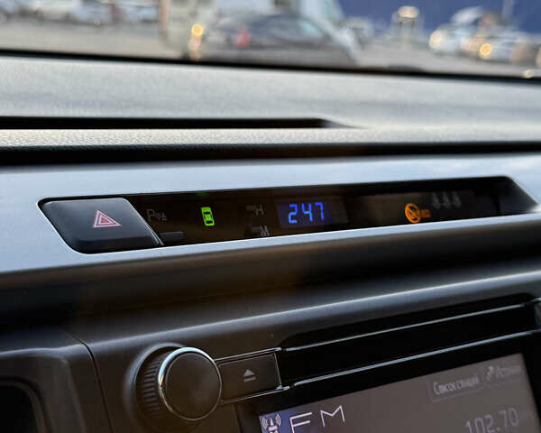 Белый Тойота РАВ 4, объемом двигателя 2.23 л и пробегом 193 тыс. км за 16750 $, фото 29 на Automoto.ua