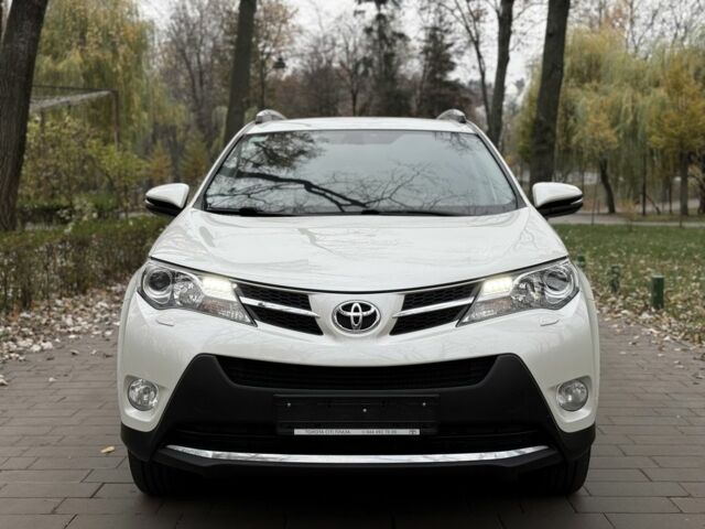 Белый Тойота РАВ 4, объемом двигателя 2 л и пробегом 96 тыс. км за 17800 $, фото 2 на Automoto.ua
