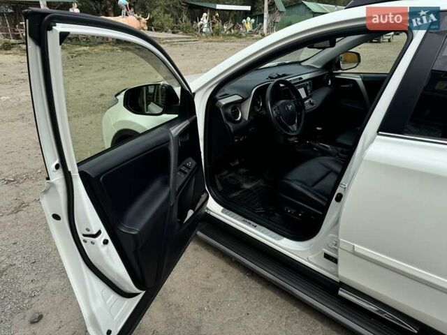 Белый Тойота РАВ 4, объемом двигателя 2.49 л и пробегом 98 тыс. км за 22500 $, фото 18 на Automoto.ua