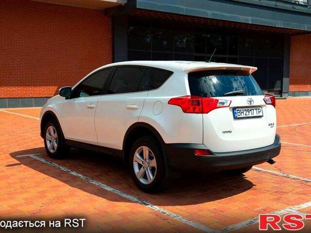 Белый Тойота РАВ 4, объемом двигателя 2.5 л и пробегом 92 тыс. км за 18500 $, фото 4 на Automoto.ua