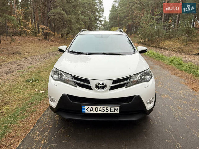 Тойота РАВ 4 2013 у Києві на Automoto.ua Білий Тойота РАВ 4, об'ємом двигуна 2 л та пробігом 192 тис. км за 16800 $, фото 22 на Automoto.ua