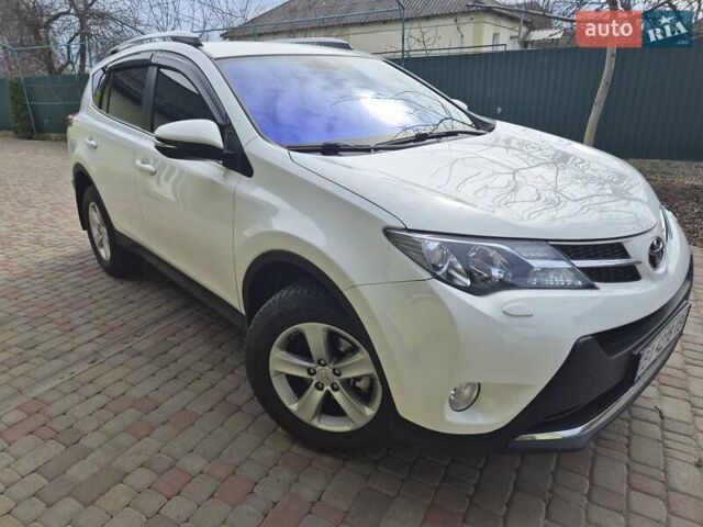 Білий Тойота РАВ 4, об'ємом двигуна 2.23 л та пробігом 119 тис. км за 19000 $, фото 4 на Automoto.ua