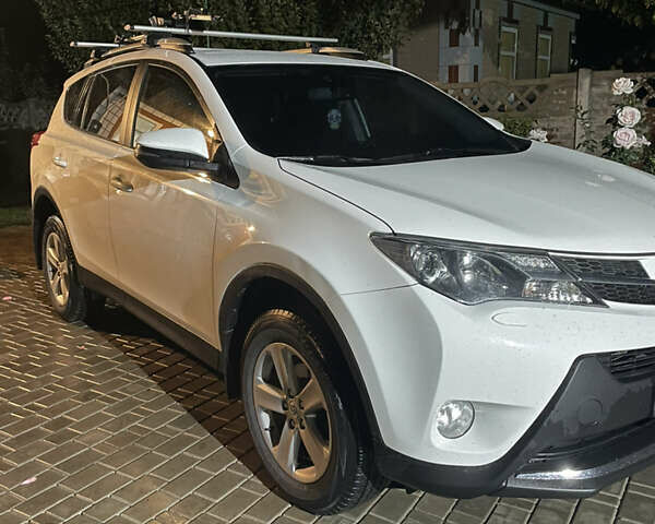 Білий Тойота РАВ 4, об'ємом двигуна 2.2 л та пробігом 102 тис. км за 19000 $, фото 6 на Automoto.ua