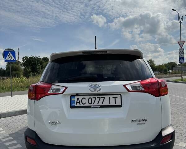 Білий Тойота РАВ 4, об'ємом двигуна 2.23 л та пробігом 299 тис. км за 17500 $, фото 10 на Automoto.ua