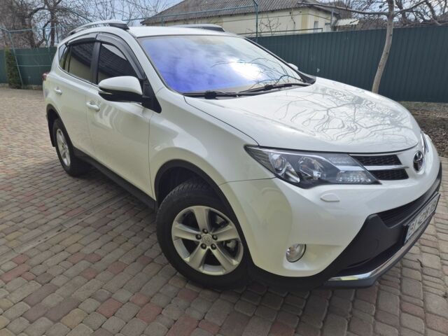 Белый Тойота РАВ 4, объемом двигателя 2.2 л и пробегом 124 тыс. км за 19000 $, фото 4 на Automoto.ua