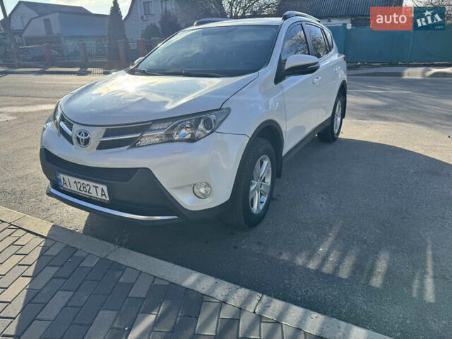 Білий Тойота РАВ 4, об'ємом двигуна 2.2 л та пробігом 215 тис. км за 15800 $, фото 1 на Automoto.ua