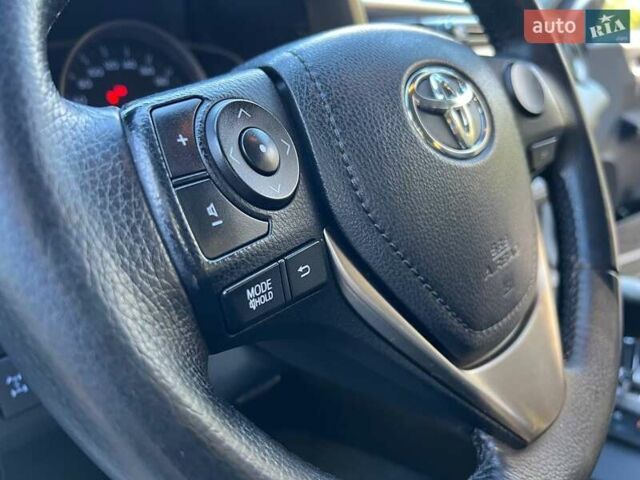 Белый Тойота РАВ 4, объемом двигателя 2.23 л и пробегом 131 тыс. км за 18000 $, фото 24 на Automoto.ua