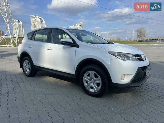 Белый Тойота РАВ 4, объемом двигателя 1.99 л и пробегом 179 тыс. км за 14900 $, фото 6 на Automoto.ua