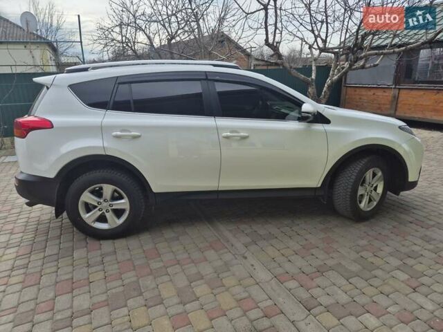 Білий Тойота РАВ 4, об'ємом двигуна 2.23 л та пробігом 119 тис. км за 19000 $, фото 1 на Automoto.ua