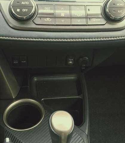 Білий Тойота РАВ 4, об'ємом двигуна 2.2 л та пробігом 254 тис. км за 5200 $, фото 12 на Automoto.ua