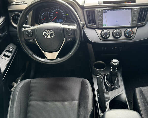 Белый Тойота РАВ 4, объемом двигателя 1.99 л и пробегом 181 тыс. км за 15700 $, фото 12 на Automoto.ua